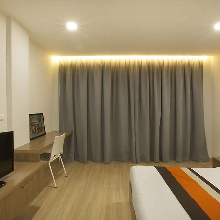 Boone Place Bangkok Luaran gambar