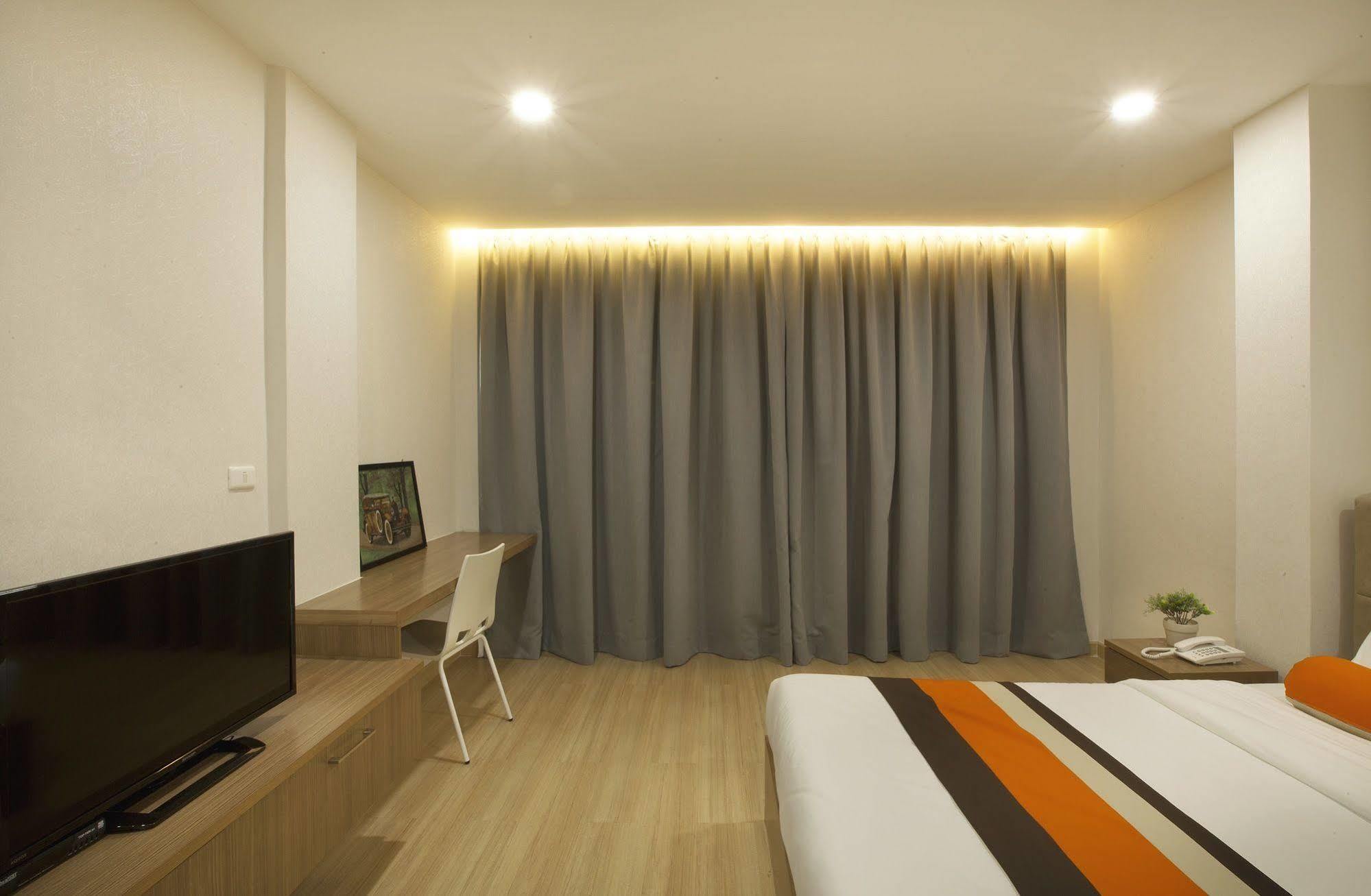 Boone Place Bangkok Luaran gambar