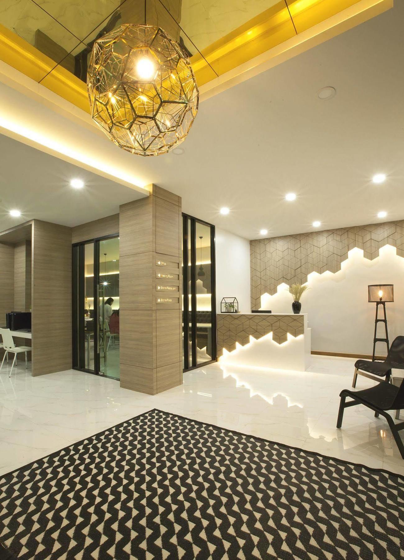 Boone Place Bangkok Luaran gambar