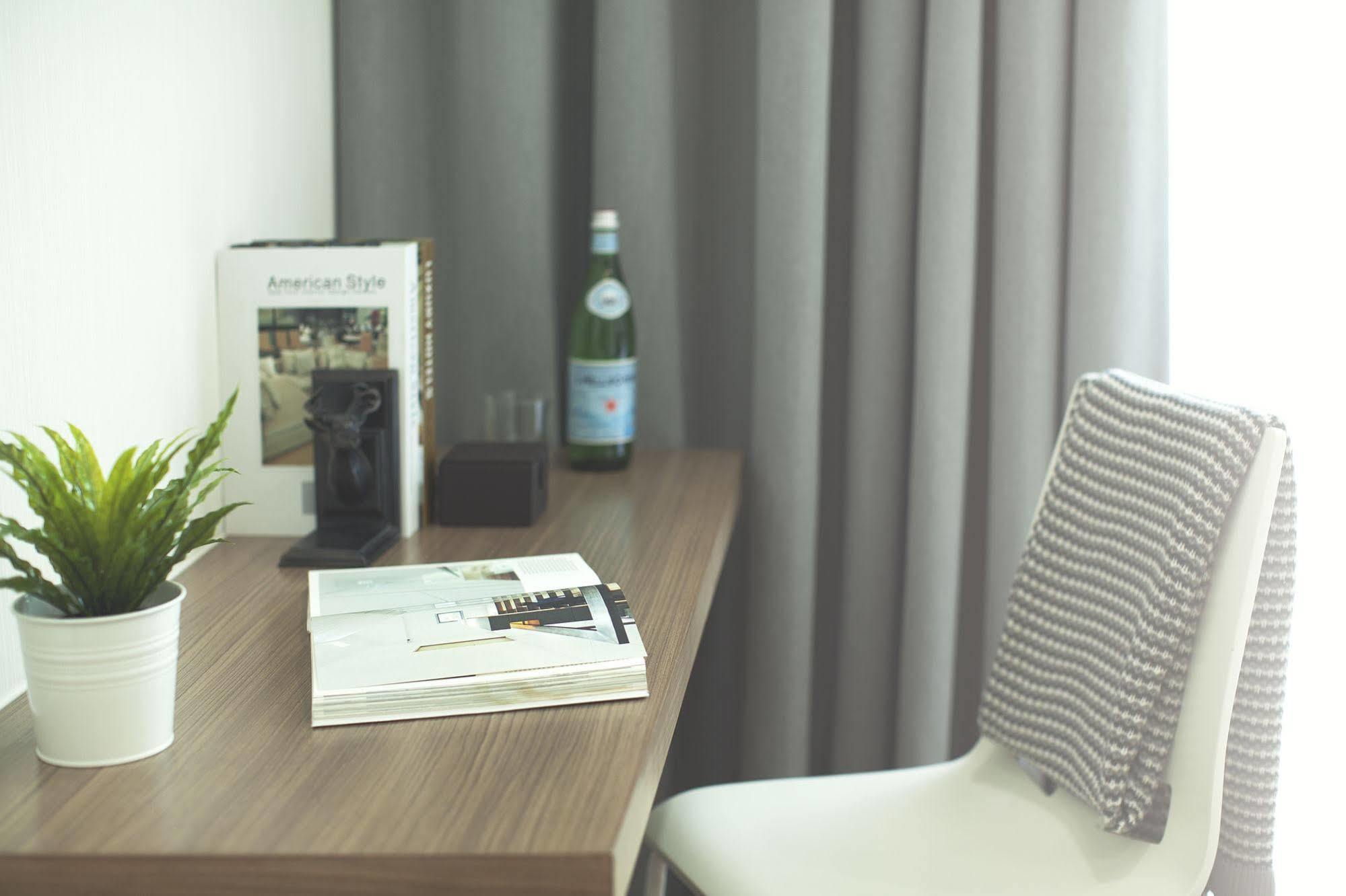 Boone Place Bangkok Luaran gambar